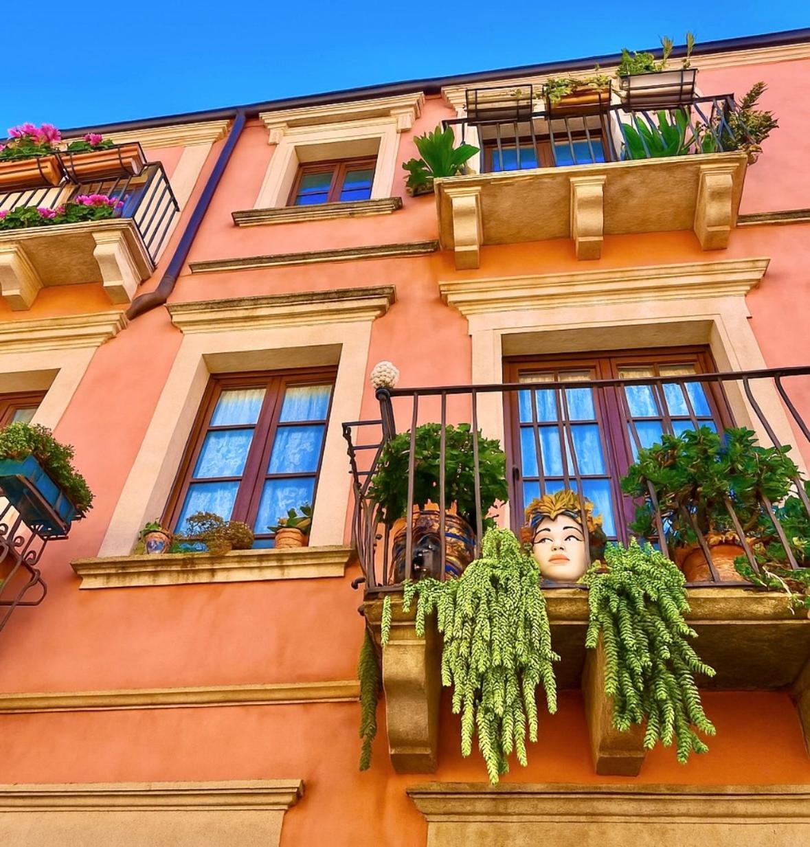 Caterina'S Charme Apartment タオルミーナ エクステリア 写真